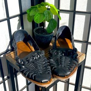 Urban Outfitters Huarache Sandals